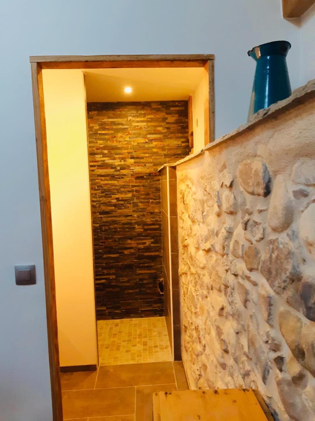 Ferme Familiale Chez Lili Villa Alex ภายนอก รูปภาพ