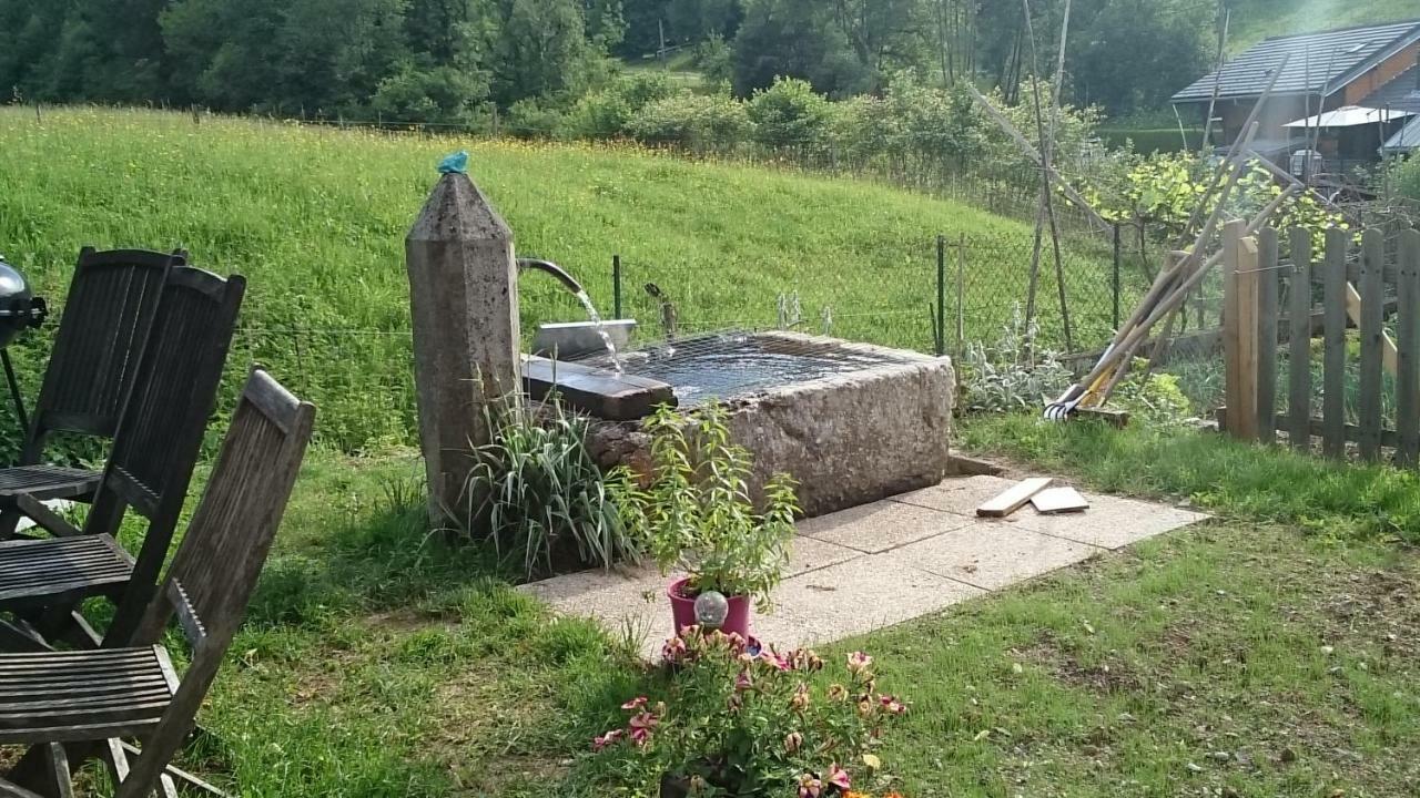 Ferme Familiale Chez Lili Villa Alex ภายนอก รูปภาพ
