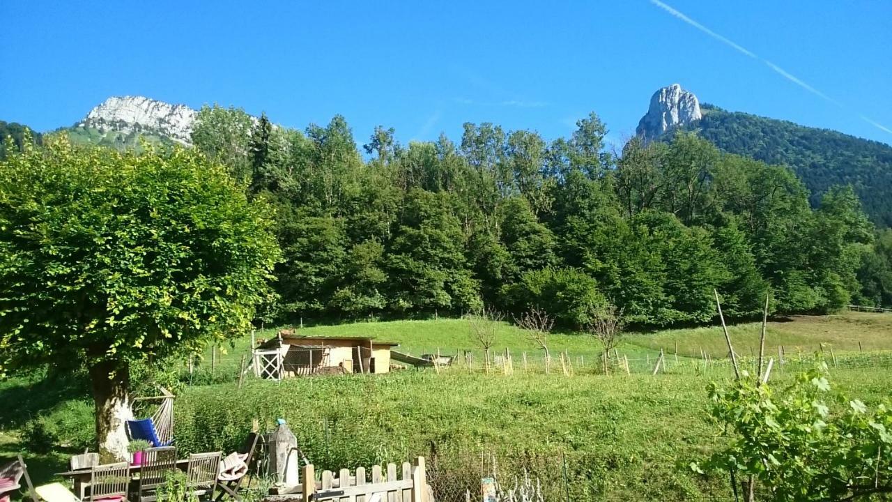 Ferme Familiale Chez Lili Villa Alex ภายนอก รูปภาพ