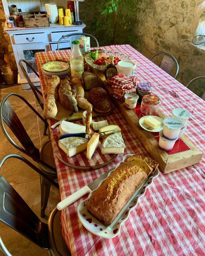 Ferme Familiale Chez Lili Villa Alex ภายนอก รูปภาพ