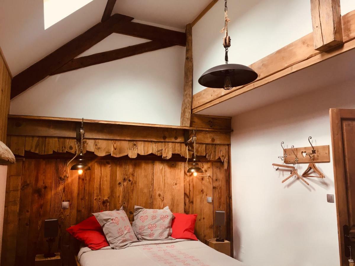 Ferme Familiale Chez Lili Villa Alex ภายนอก รูปภาพ