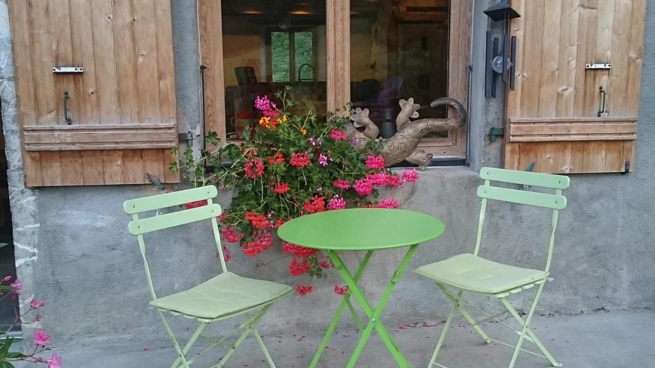 Ferme Familiale Chez Lili Villa Alex ภายนอก รูปภาพ