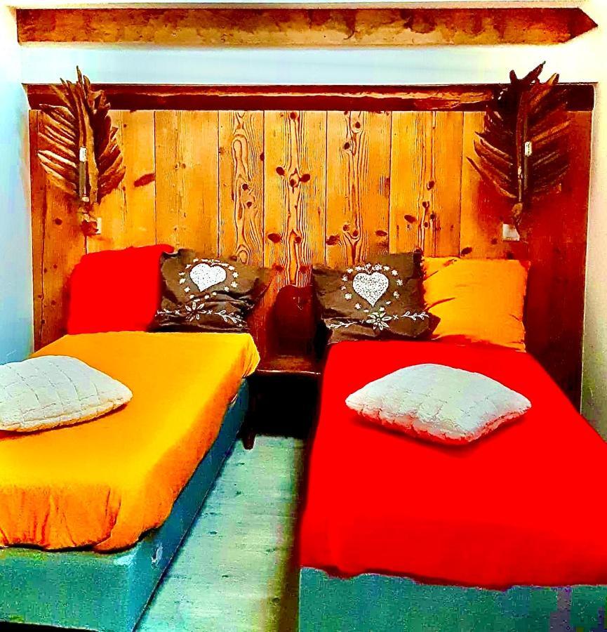 Ferme Familiale Chez Lili Villa Alex ภายนอก รูปภาพ